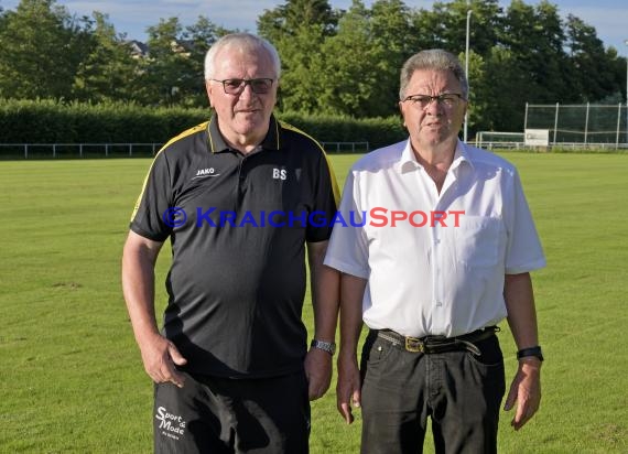 Mannschaftsfoto Saison 2019/20 Fussball Sinsheim - SV Tiefenbach (© Kraichgausport / Loerz)